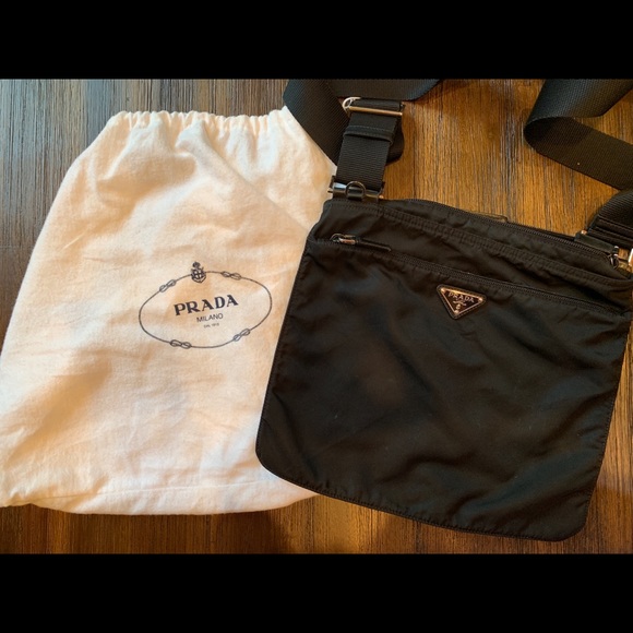 Authentic Prada Small Nylon Crossbody bag - Picture 4 of 5